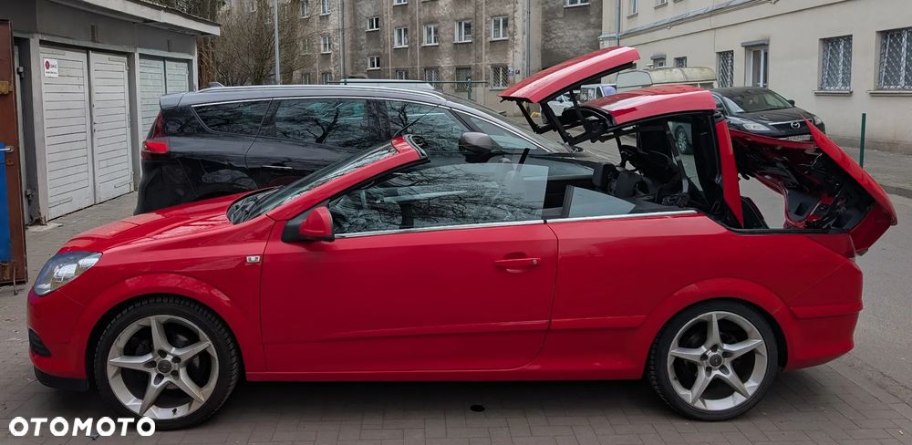 Opel Astra 1.6 Cosmo - 1