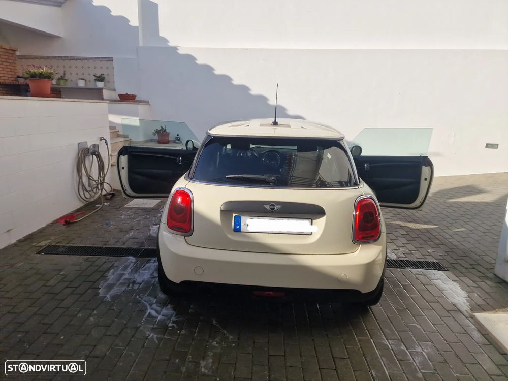 MINI 3 Portas One D - 3