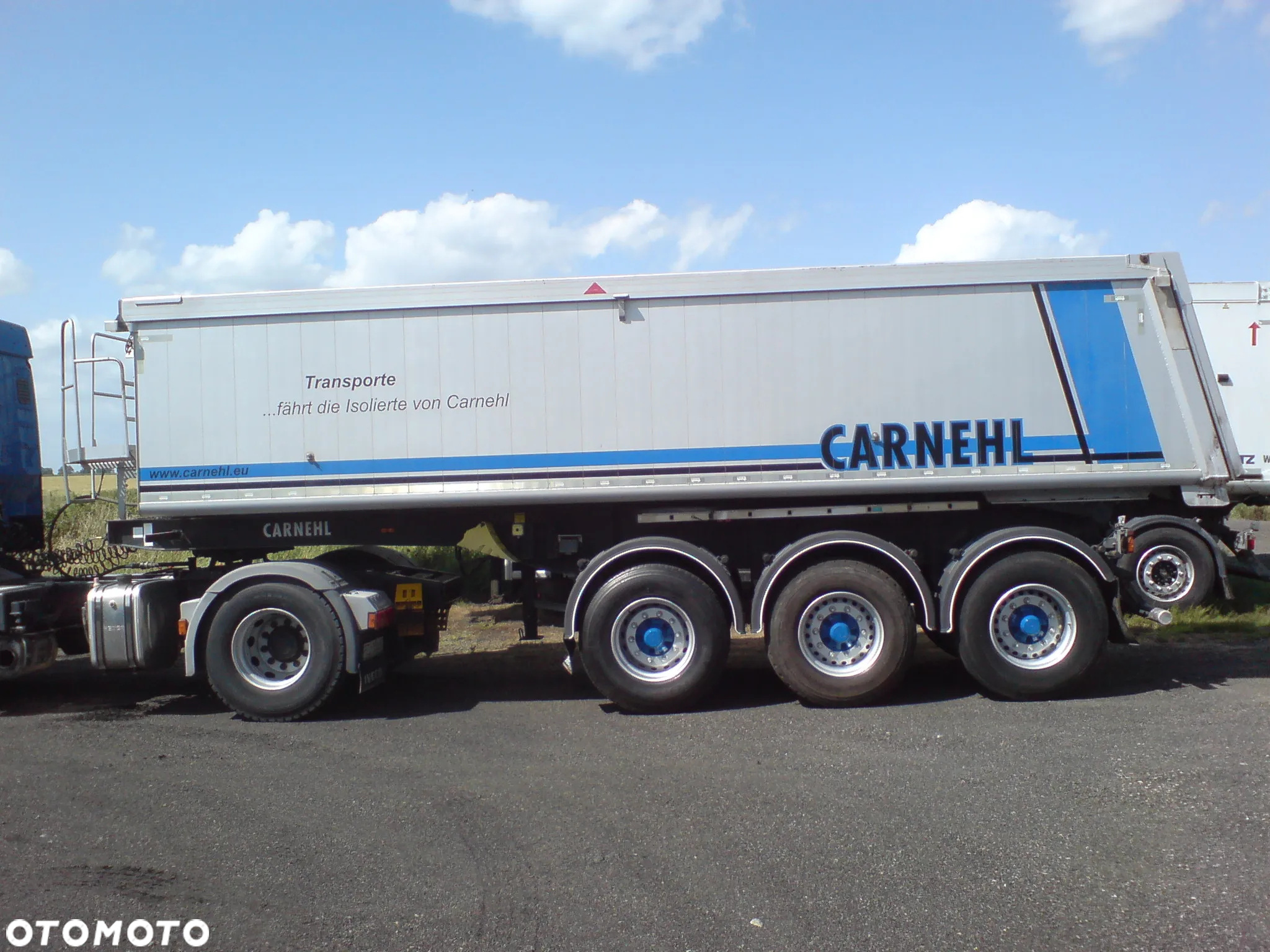 Carnehl CHKS/A 25m3 5460kg wkładka Hardox Thermo Naczepa wywrotka mało eksploatowana - 4