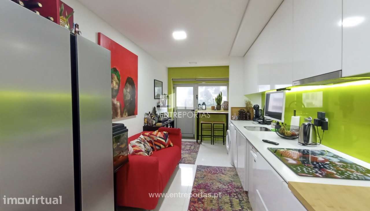 Venda de Apartamento T2 em 1ª linha de mar, Árvore, Vila do Conde - Grande imagem: 4/21