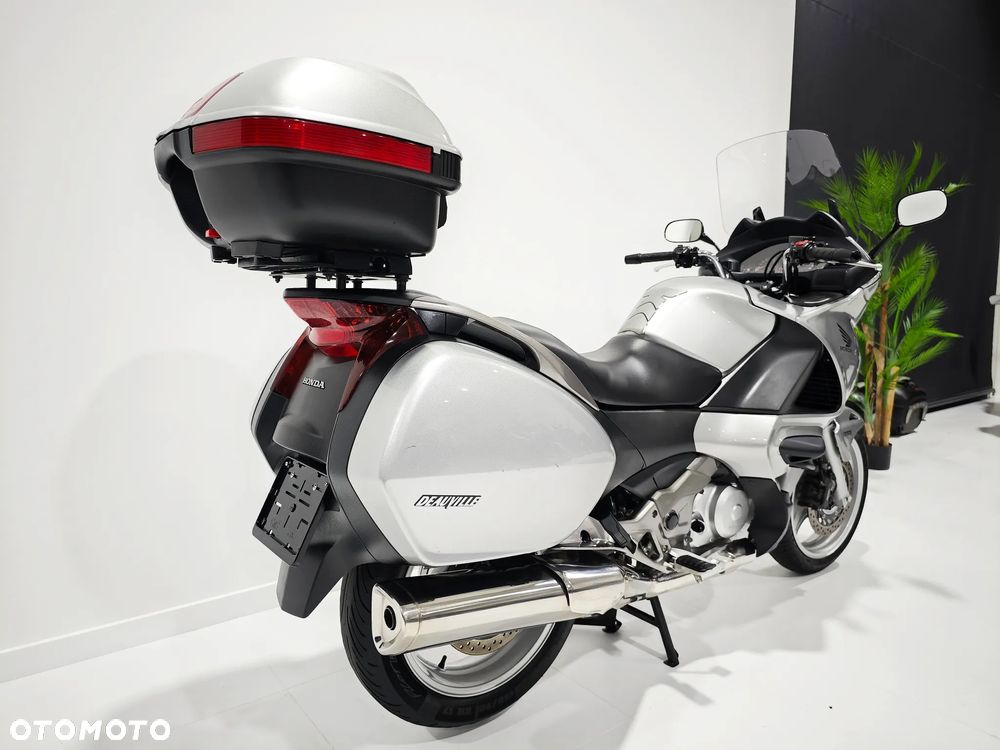 Honda Deauville - 11