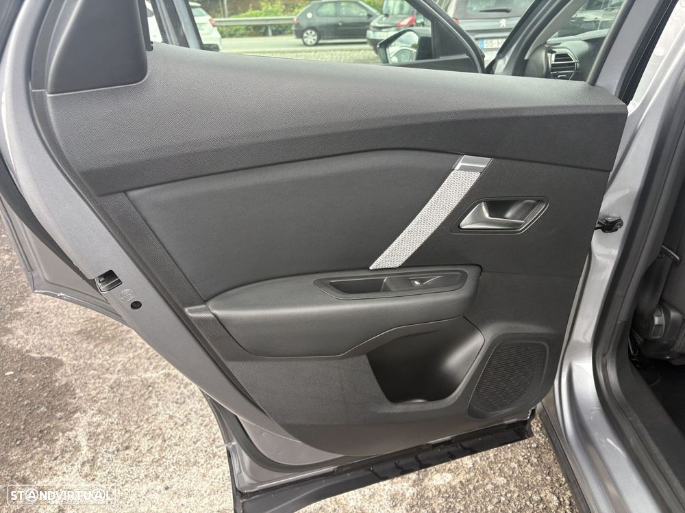 Citroën C4 1.2 PureTech Feel Pack EAT8 - 29