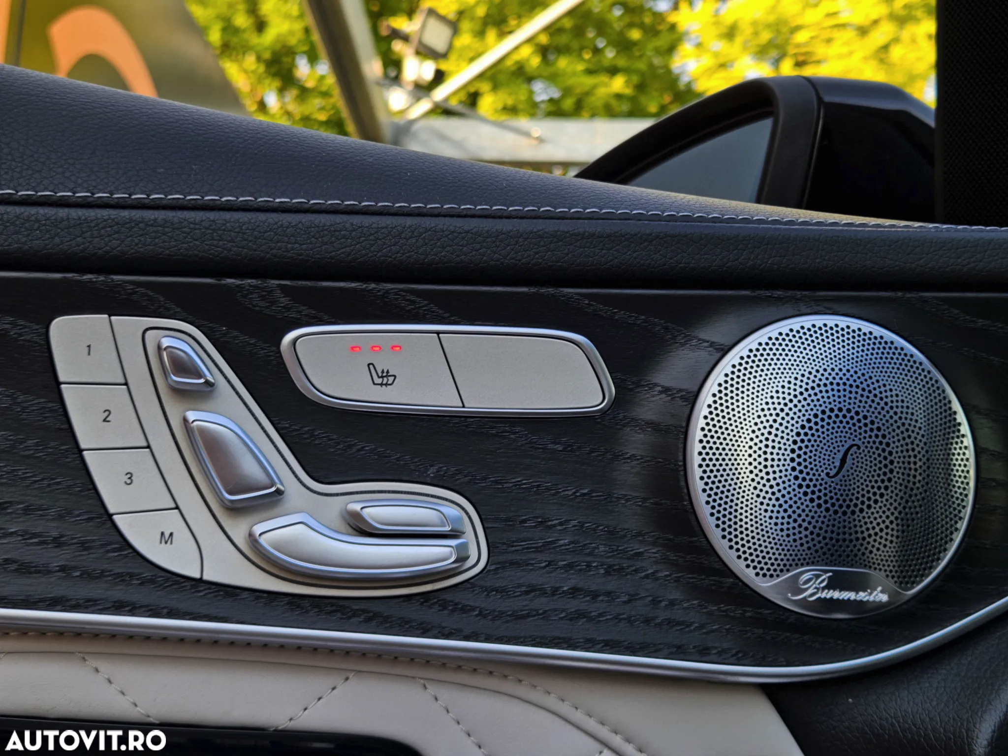Mercedes-Benz GLC 300 e 4MATIC - 22