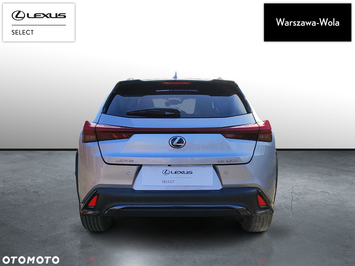 Lexus UX - 5