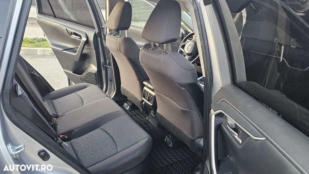 Toyota RAV4 - 21