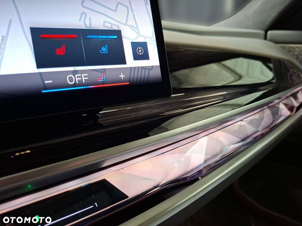 BMW Seria 7 - 23