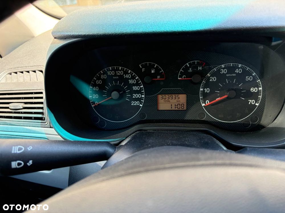 Fiat Grande Punto 1.4 8V Racing - 13