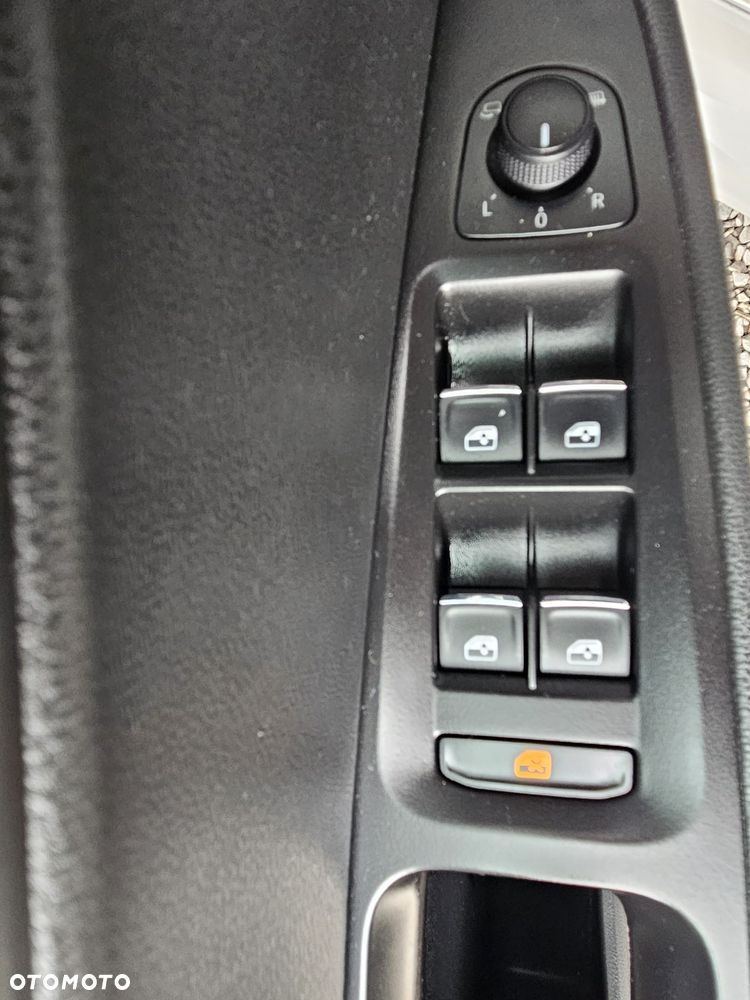 Seat Leon 2.0 TDI DPF FR - 32