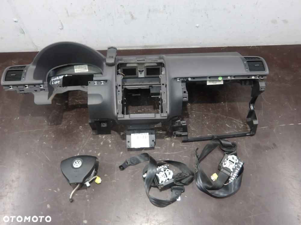 VW TOURAN I LIFT 06-10r. 2.0 TDI DESKA ROZDZIELCZA KONSOLA PODUSZKA AIRBAG - 1