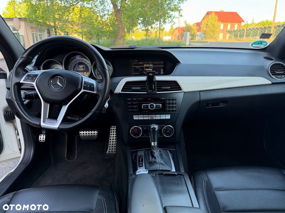 Mercedes-Benz Klasa C - 16