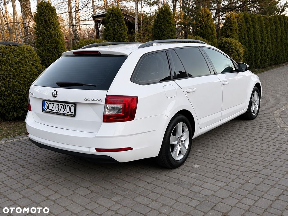 Skoda Octavia 2.0 TDI SCR Ambition - 5