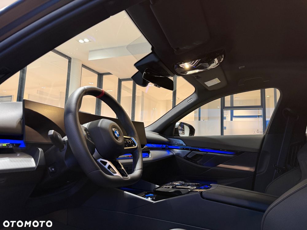 BMW Seria 5 540d xDrive mHEV sport - 8