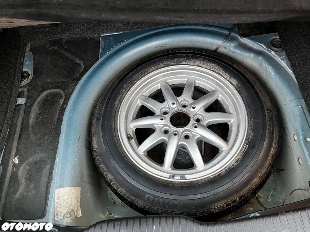 Volkswagen Golf - 14