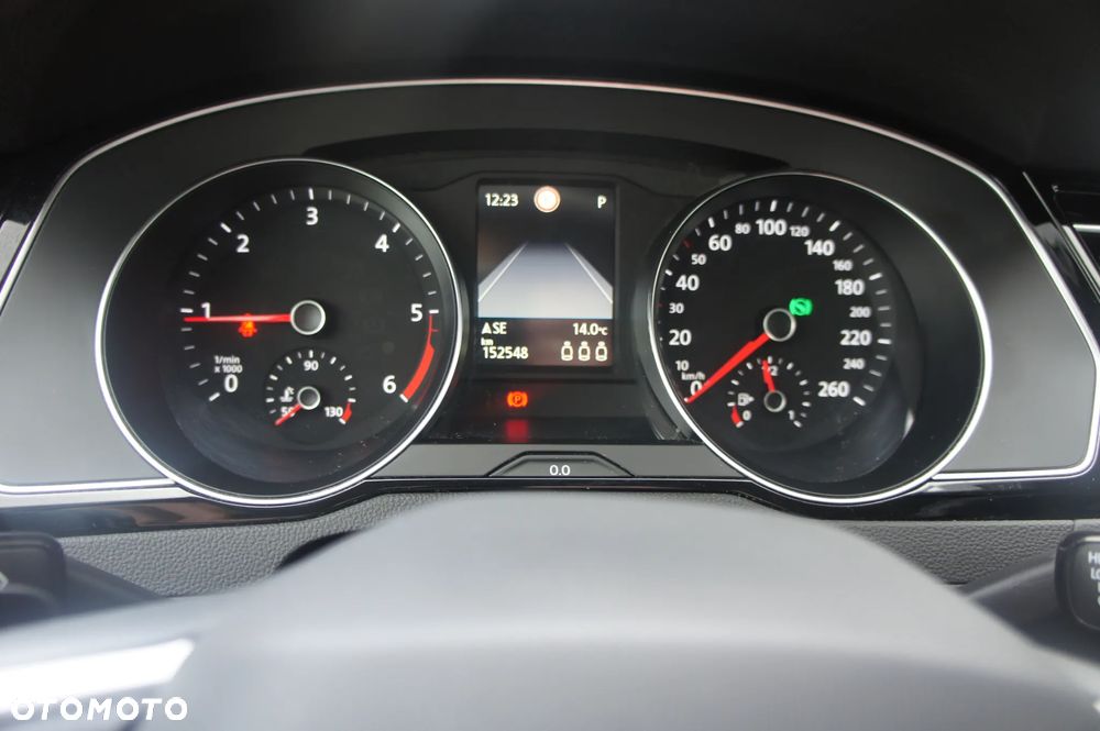 Volkswagen Passat 2.0 TDI EVO Business DSG - 16