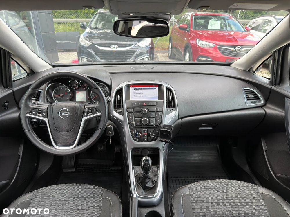 Opel Astra 1.4 Essentia - 8