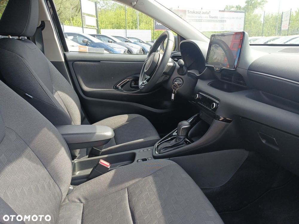 Toyota Yaris - 9