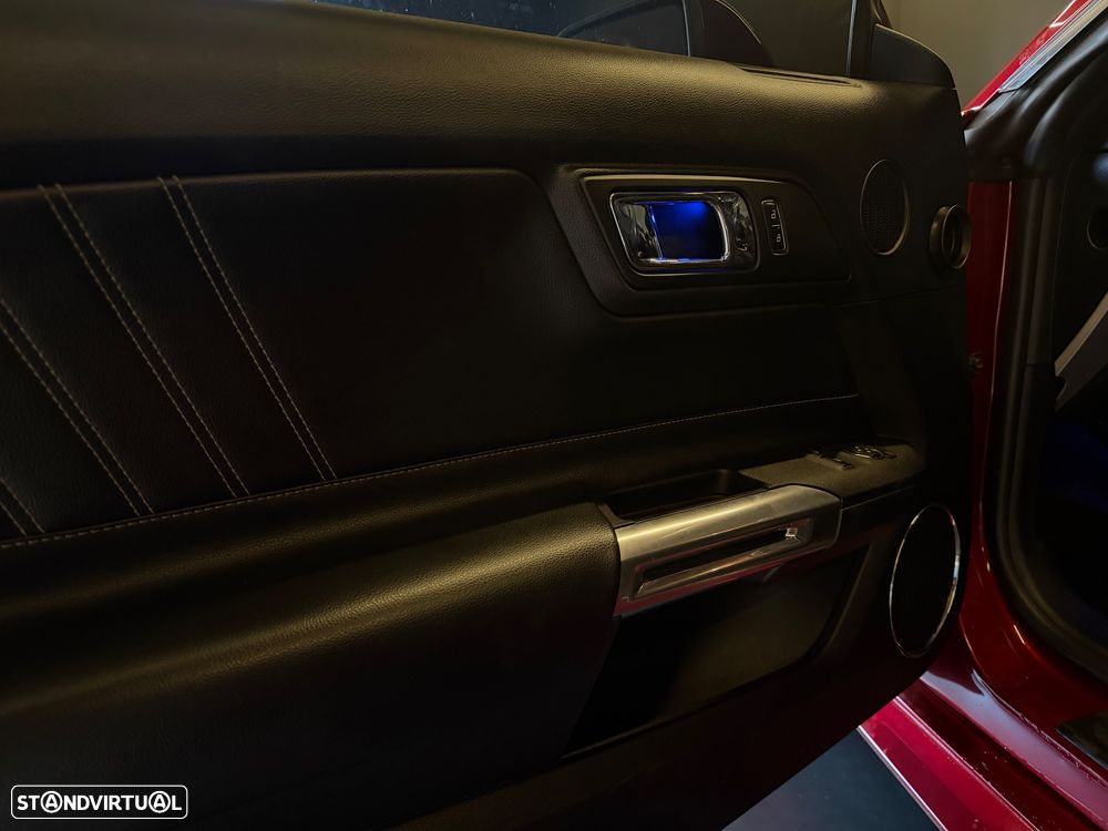Ford Mustang 2.3i EcoBoost Aut. - 11