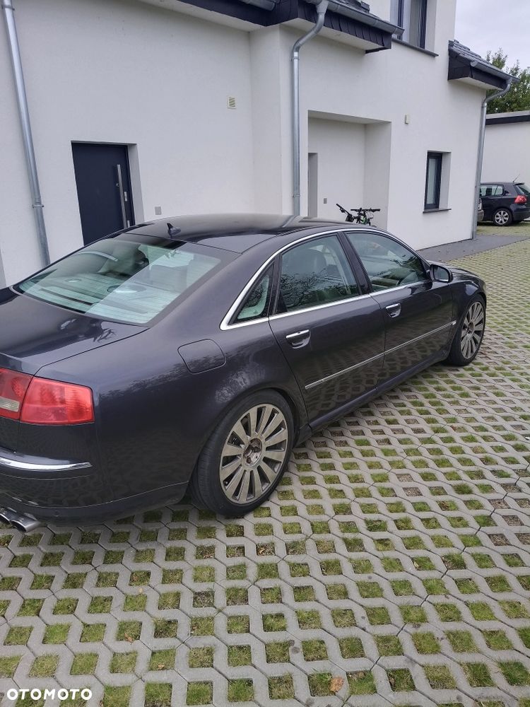 Audi A8 - 5