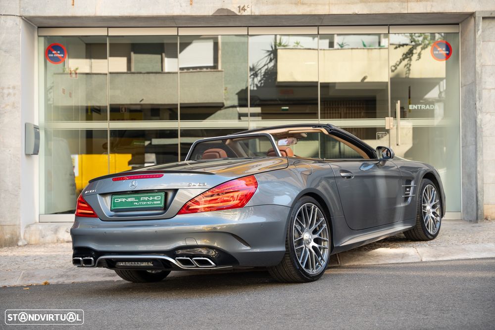 Mercedes-Benz SL 63 AMG Standard - 2