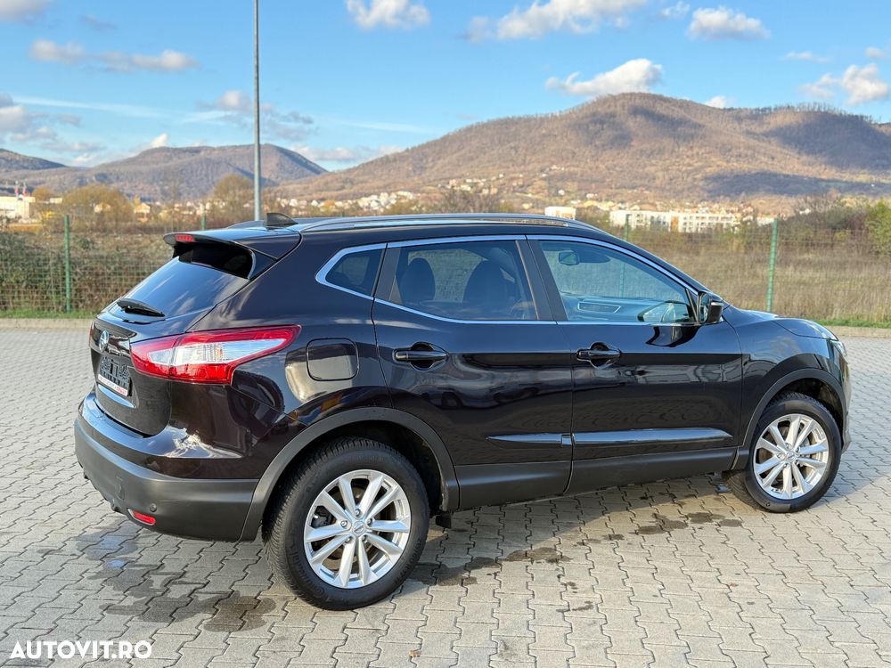 Nissan Qashqai 1.2 DIG-T TEKNA+ - 2