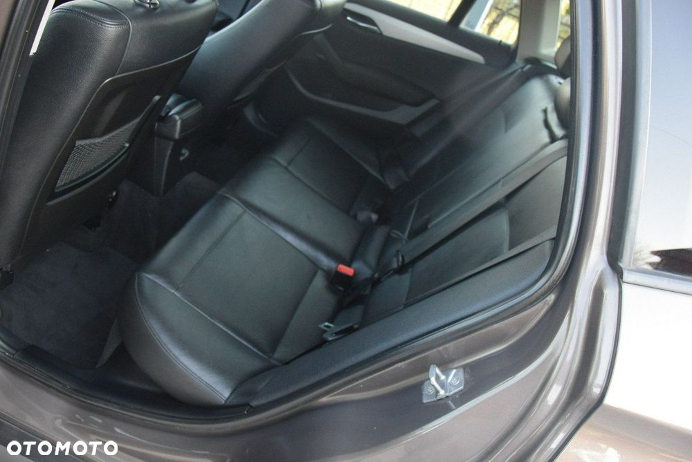 BMW X1 xDrive20d - 27