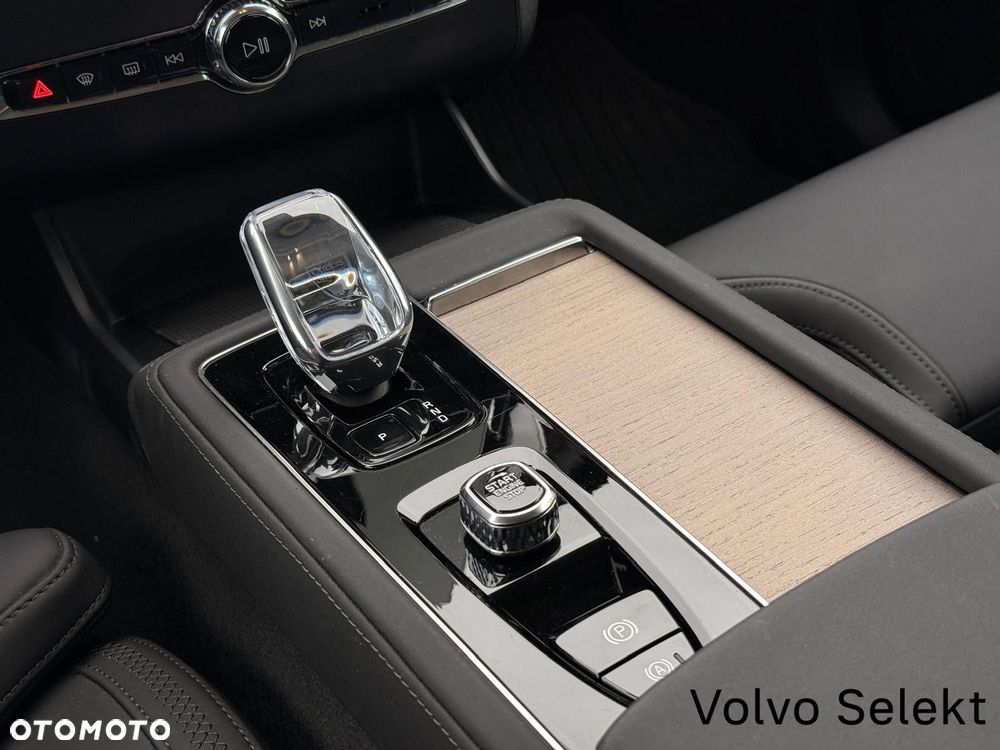 Volvo XC 90 B5 B AWD Plus Bright 7os - 19
