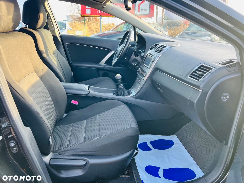 Toyota Avensis 2.0 D-4D Life - 30