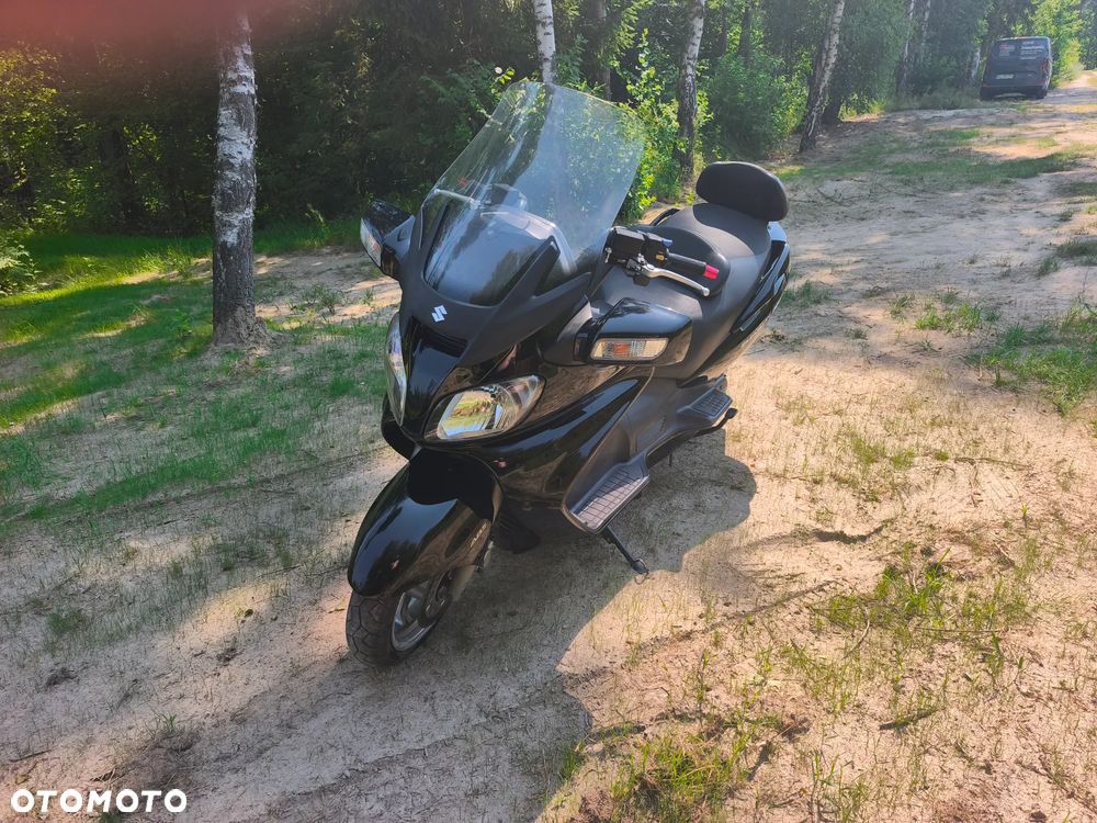 Suzuki Burgman - 5
