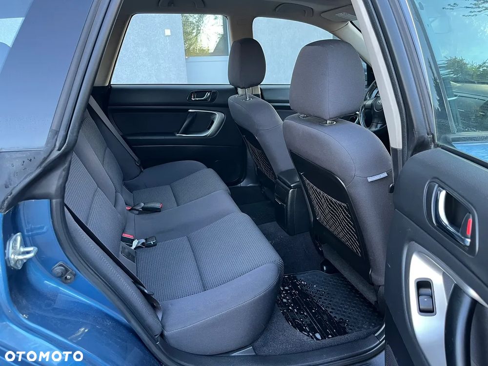 Subaru Outback - 12