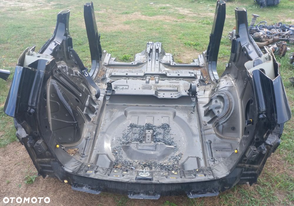 Dupa Wanna Błotnik Tył Tylny Prawy Lewy Słupek Jeep Grand Cherokee WK2 - 1