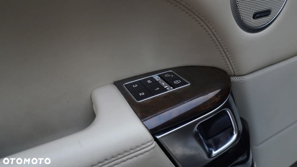 Land Rover Range Rover 4.4SD V8 LWB Vogue - 35