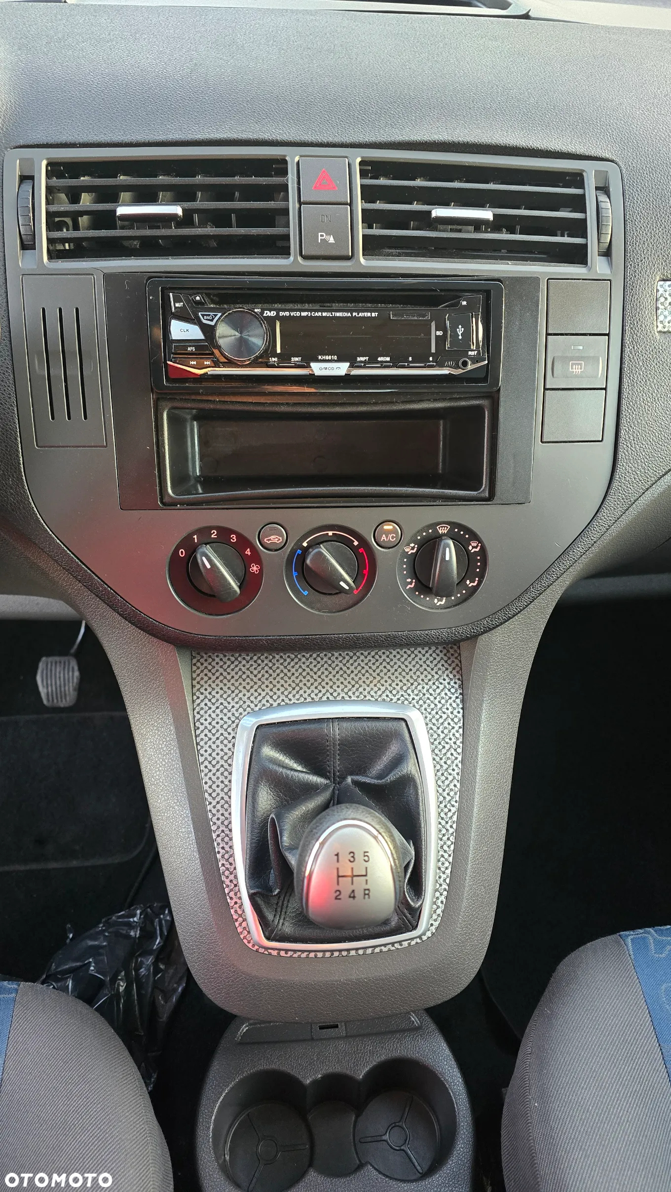 Ford C-MAX 1.8 Trend - 37
