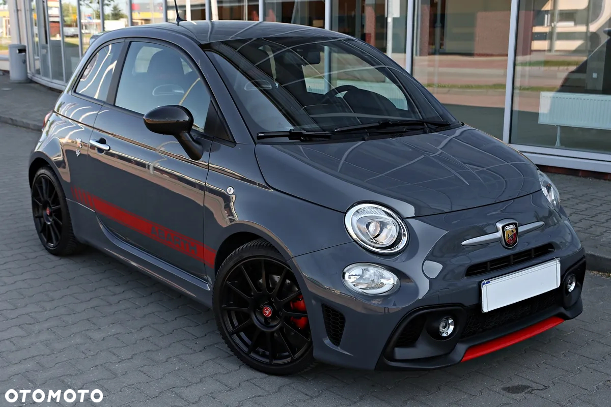 Abarth 695 - 13