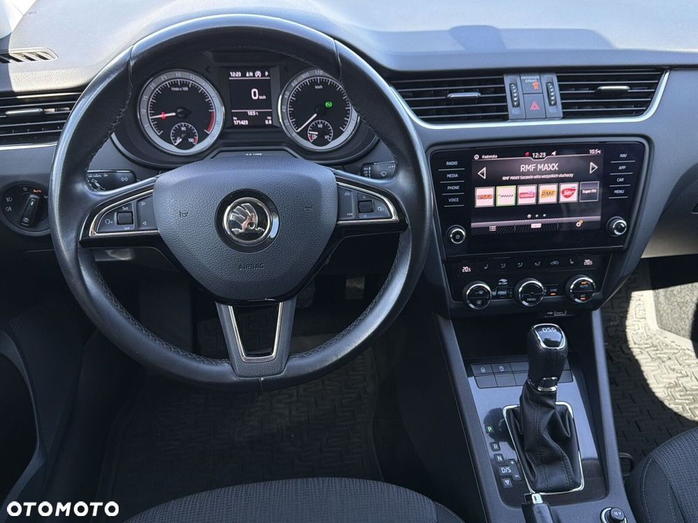 Skoda Octavia 2.0 TDI SCR Style DSG - 15