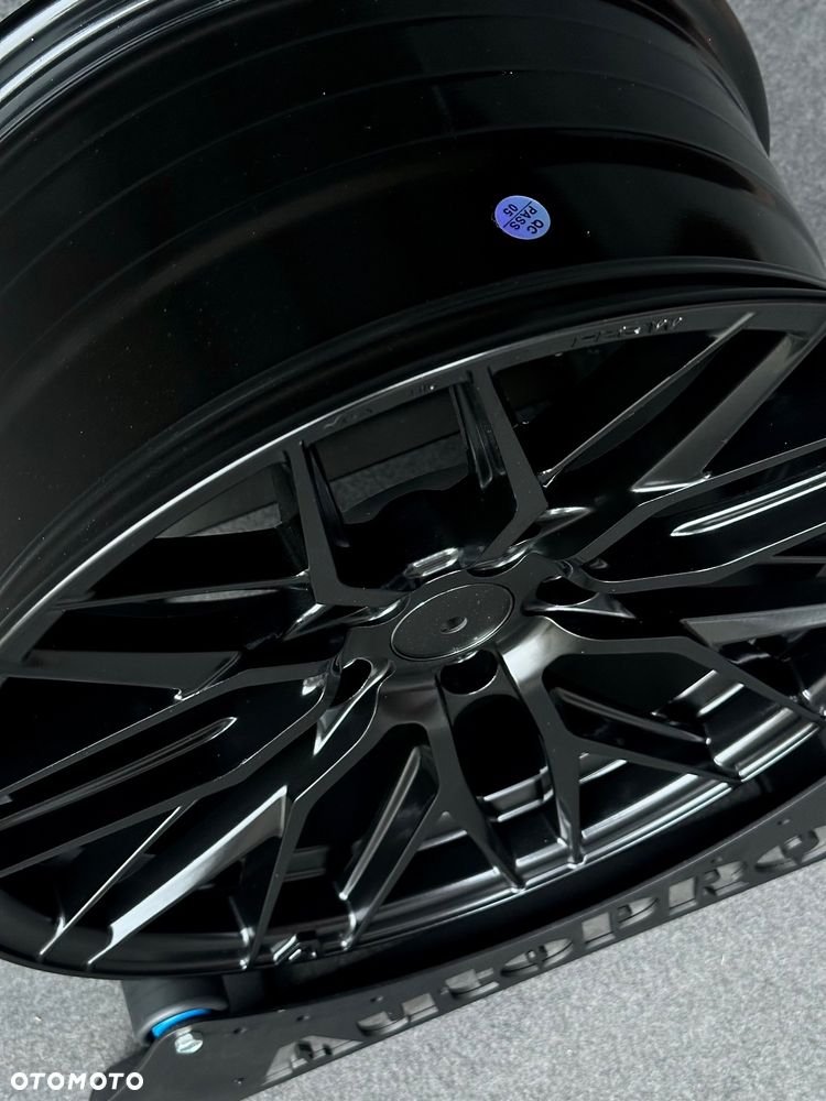 NOWE felgi 18 BMW  CZARNY MAT  FLOW FORM 5x120 8.5j ET35 F10 Z3 Z4 E46 X1 X3 E83 F25 X5 E90 F30 F32 F34 GT F01 F12 F20 E87 F22 E60 xDrive Opel Insignia JR44 JR21 Styling M Pakiet Forzza Vossen HF7 Japan Racing JR28 alufelgi - 7