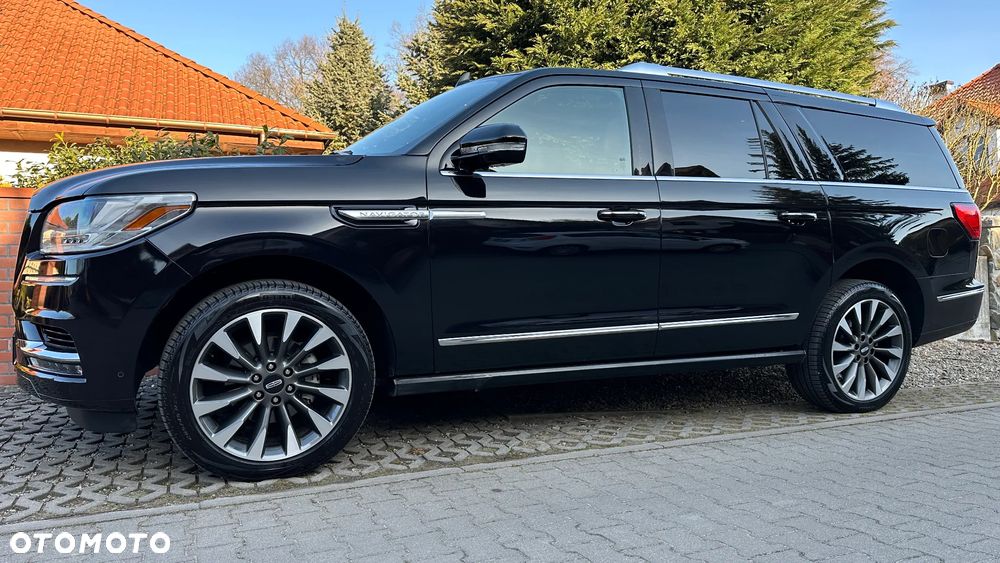 Lincoln Navigator - 12