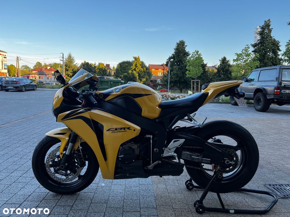 Honda CBR - 14