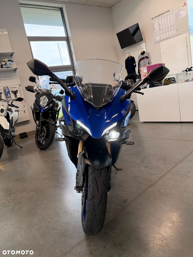 Suzuki GSX 1000 - 11