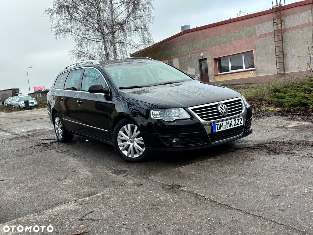 Volkswagen Passat 2.0 TDI DPF BlueMotion Technology Highline - 38