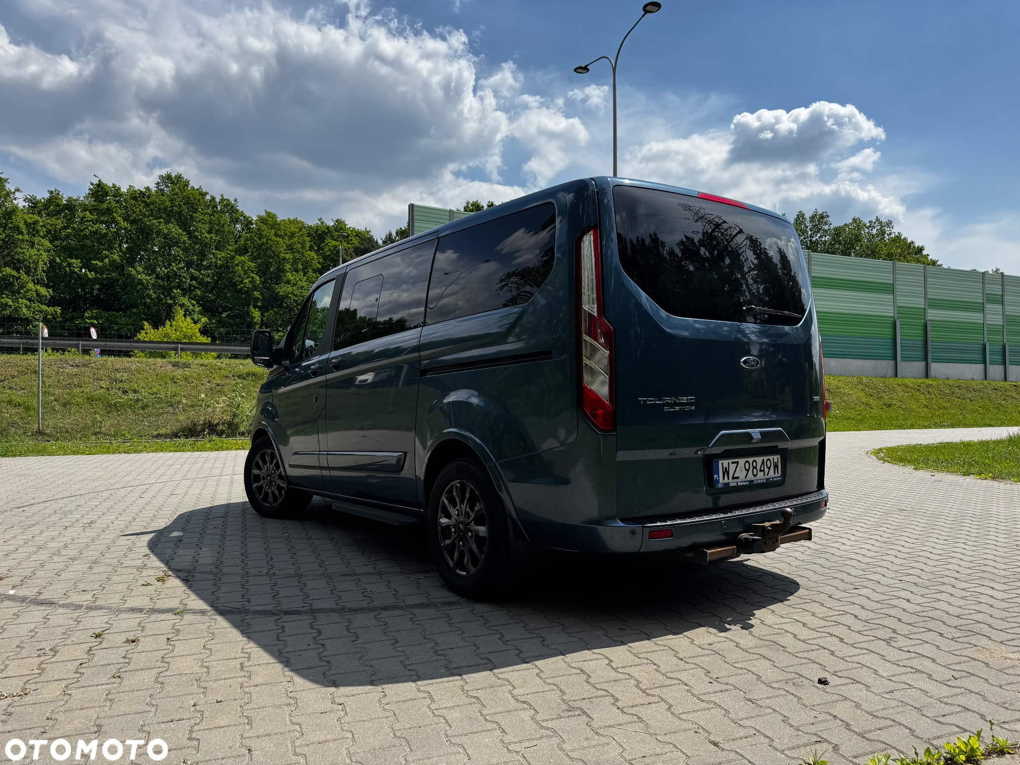 Ford Tourneo Custom 2.0 EcoBlue L1 Titanium - 6