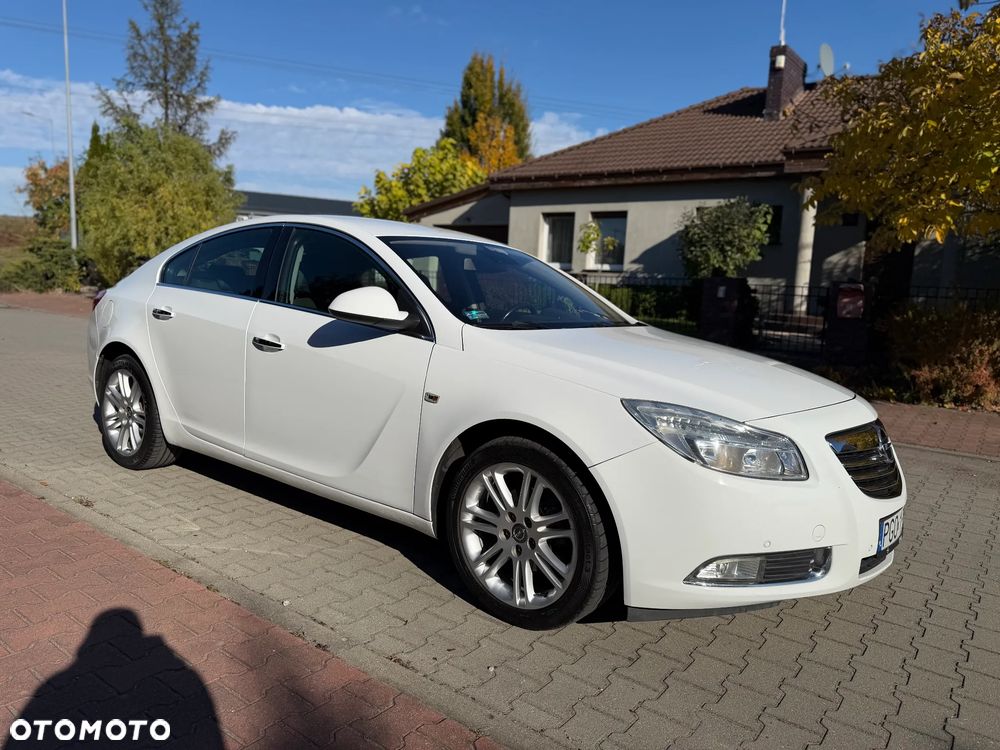 Opel Insignia 2010 photo 2