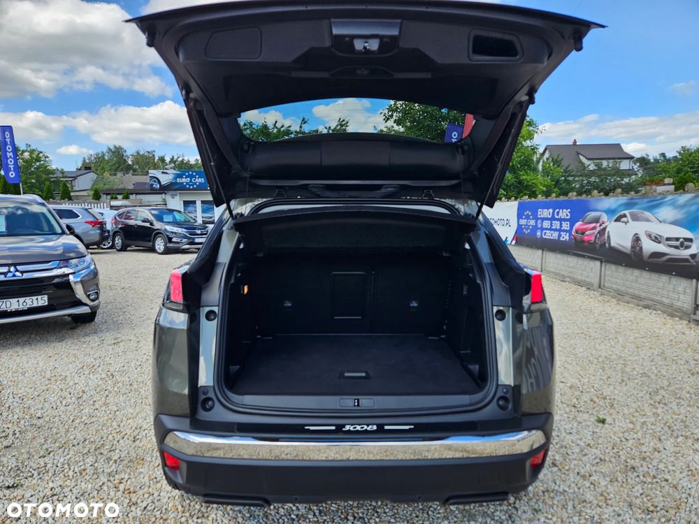Peugeot 3008 1.5 BlueHDi Road Trip S&S EAT8 - 19