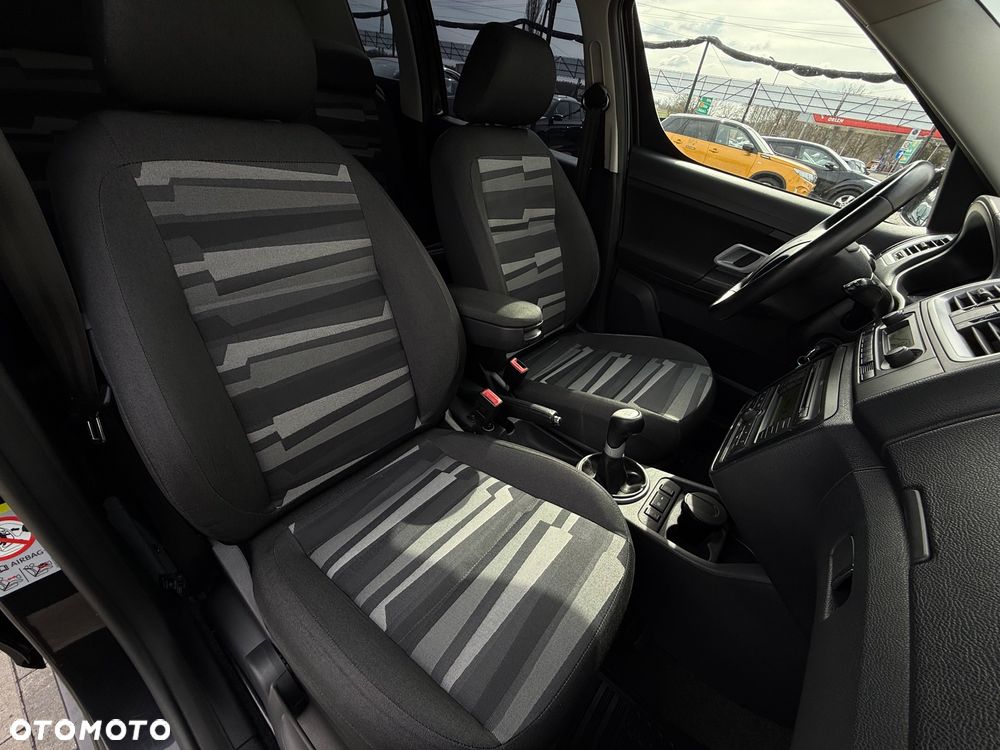 Skoda Roomster 1.6 16V Comfort PLUS EDITION - 25