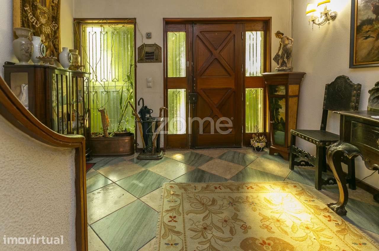 Moradia T4 com jardim e garagem em São Mamede Infesta - Grande imagem: 2/38