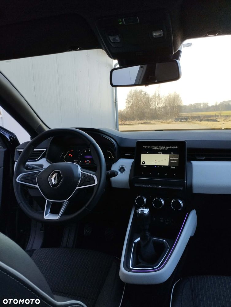 Renault Clio - 8