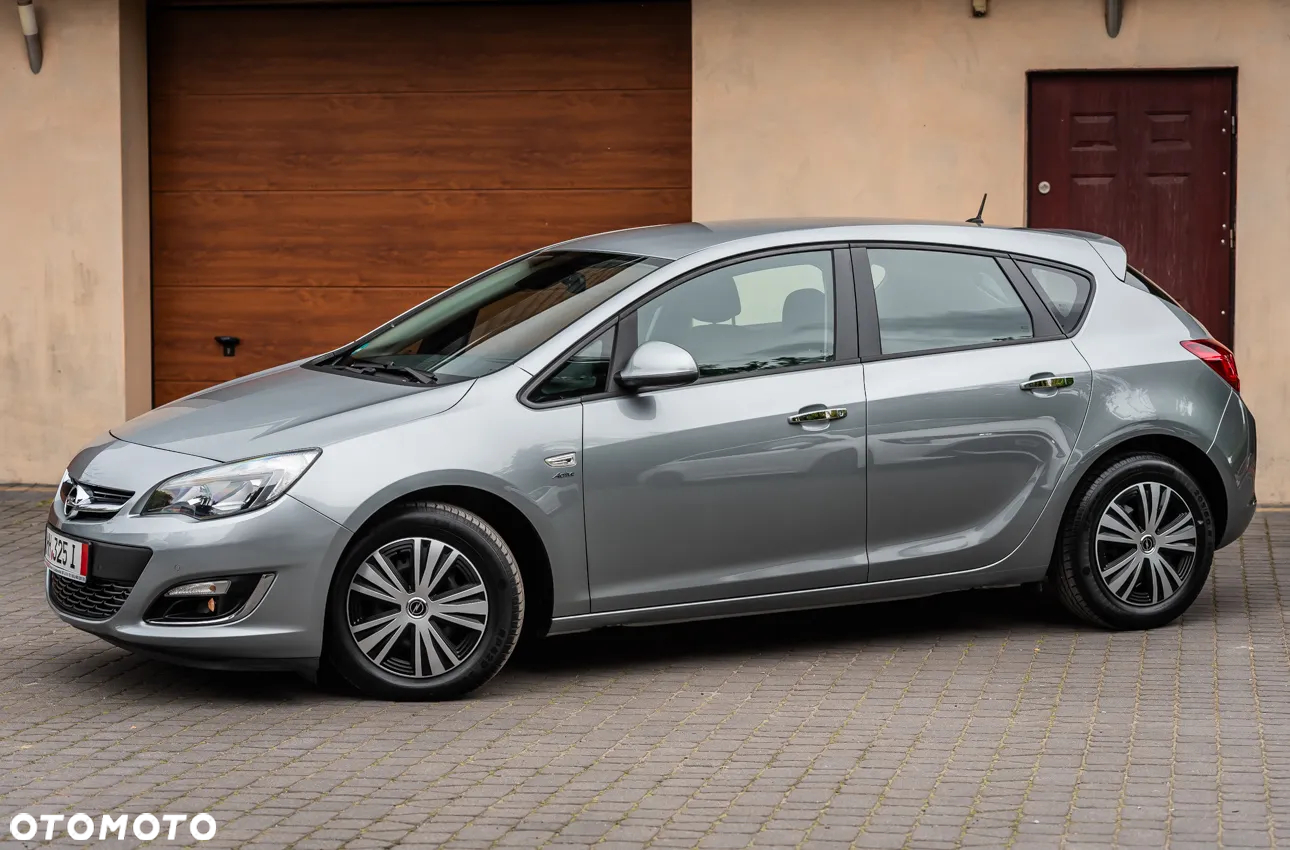 Opel Astra 1.4 Turbo Active - 4