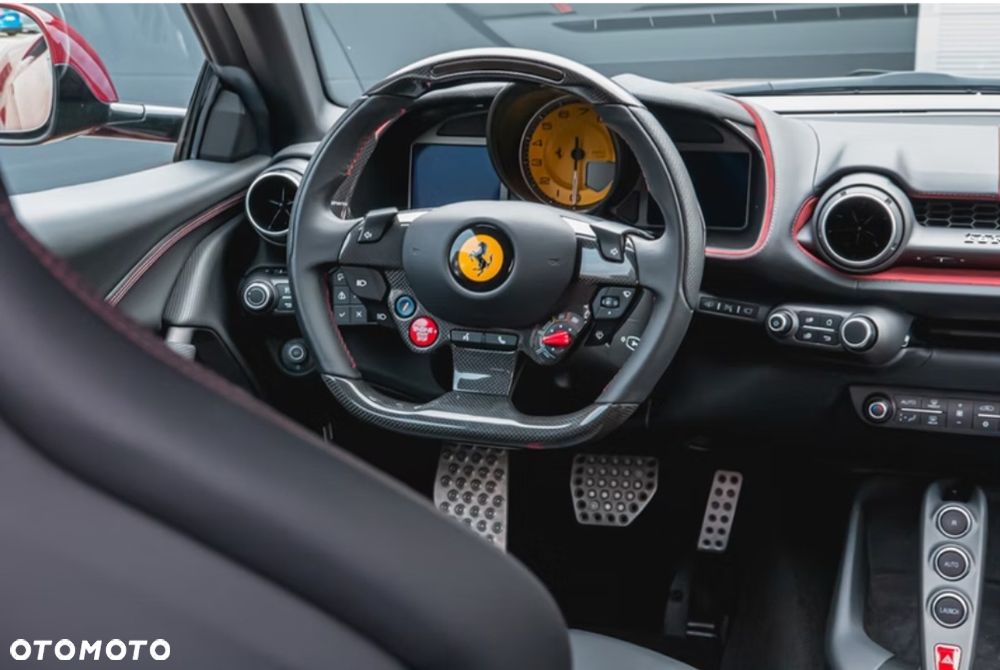 Ferrari 812 Superfast - 2