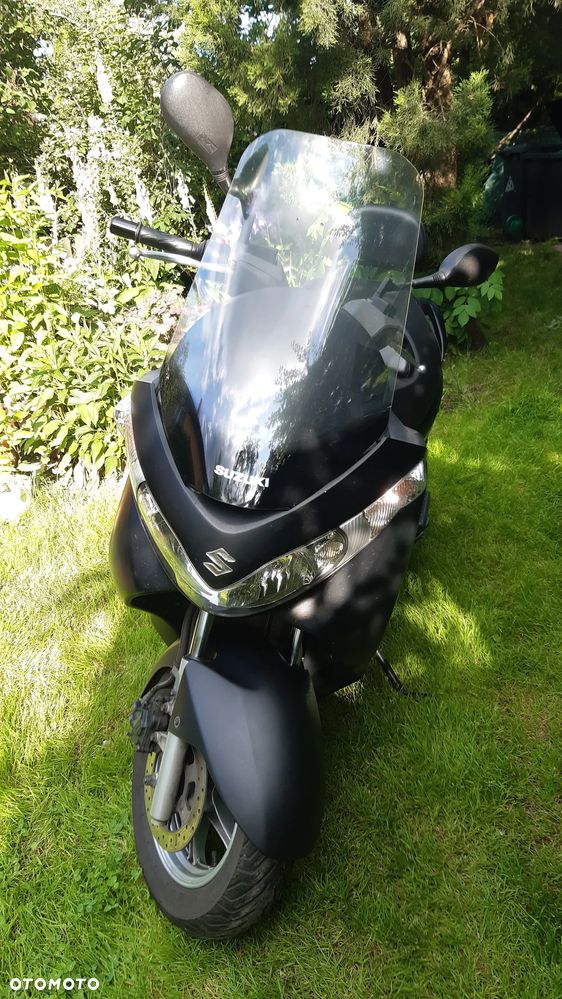 Suzuki Burgman - 8