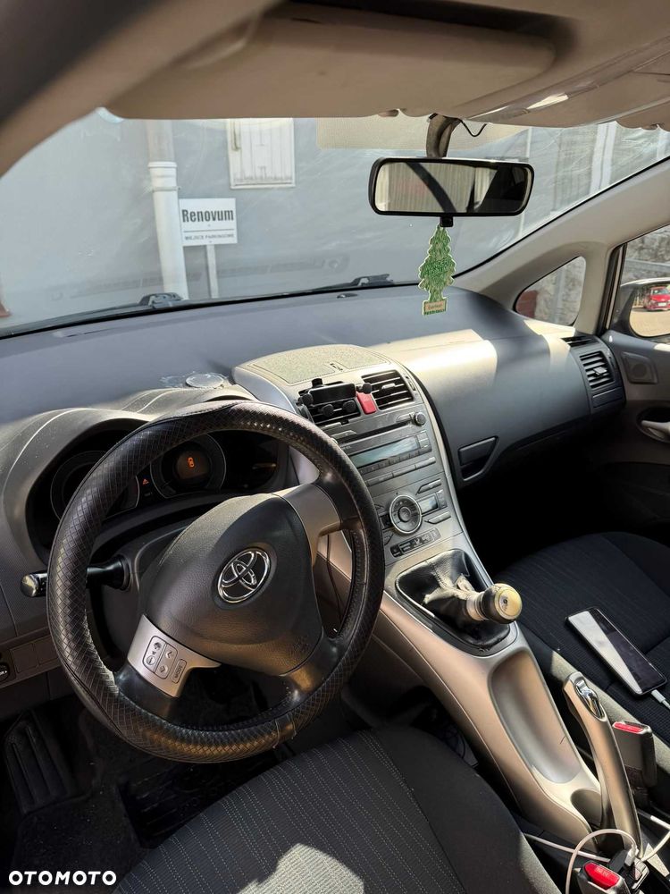 Toyota Auris - 7