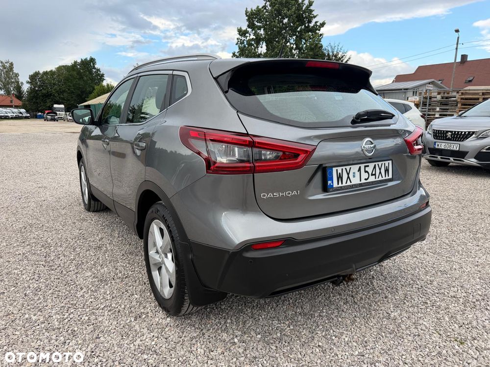 Nissan Qashqai 1.3 DIG-T DCT N-CONNECTA - 9